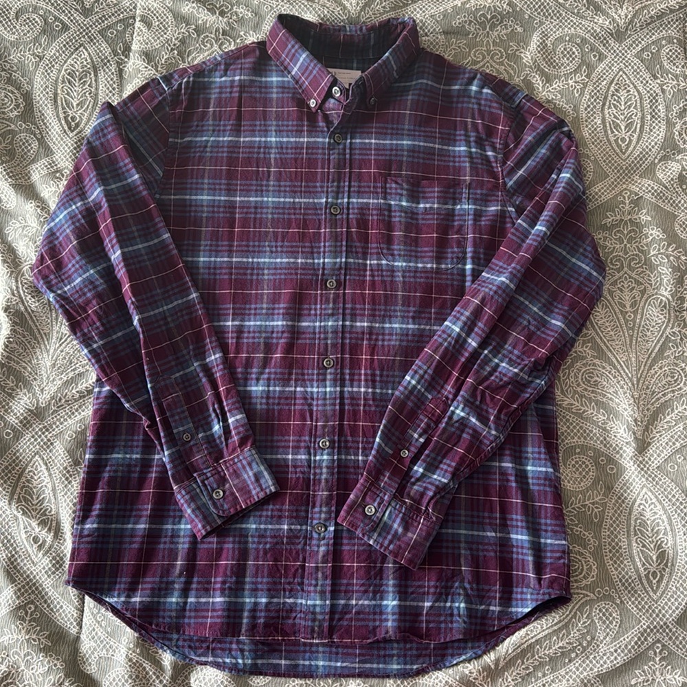 GAP Standard Fit Stretch flannel button down shirt